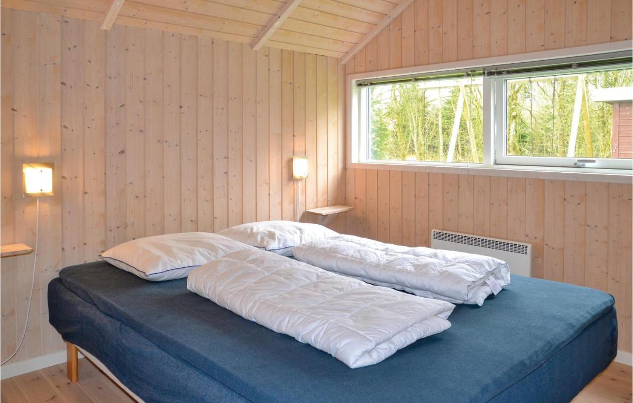 Awesome Home In Hovborg With Sauna Esterno foto